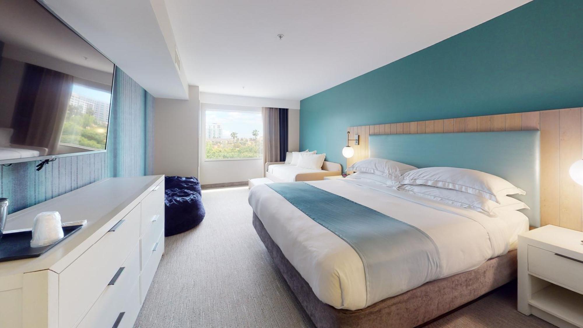 Suncoast Hotel Anaheim, Tapestry Collection By Hilton Экстерьер фото