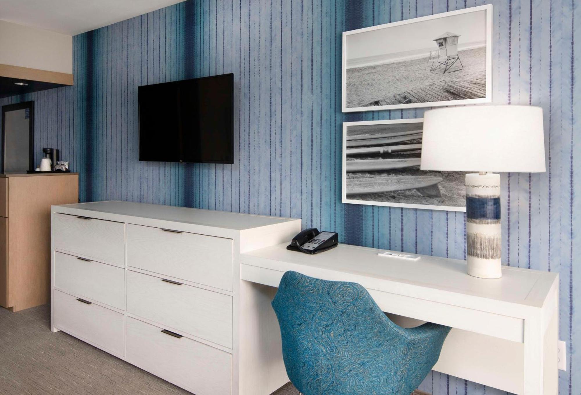 Suncoast Hotel Anaheim, Tapestry Collection By Hilton Экстерьер фото