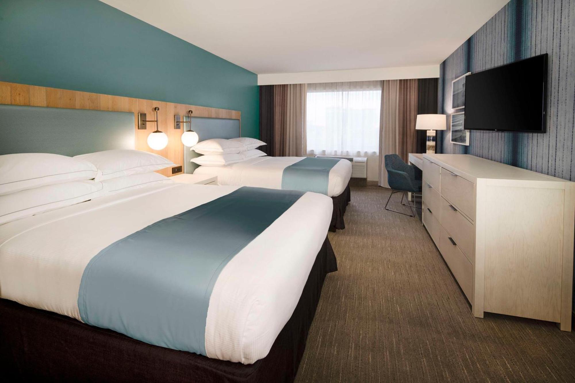 Suncoast Hotel Anaheim, Tapestry Collection By Hilton Экстерьер фото